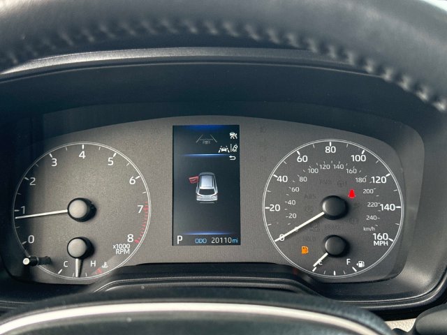 Used 2025 Toyota Corolla Cross LE FWD image 26