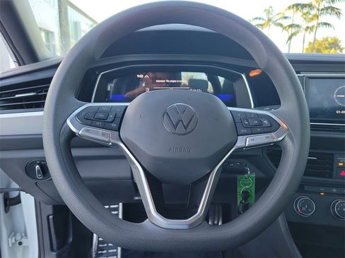 Certified 2023 Volkswagen Jetta Sport image 17