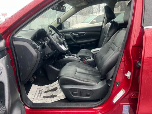 Used 2018 Nissan Rogue SL w/ Premium Package image 23