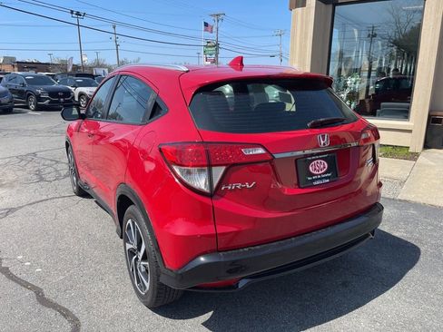 Used 2019 Honda HR-V Sport image 7