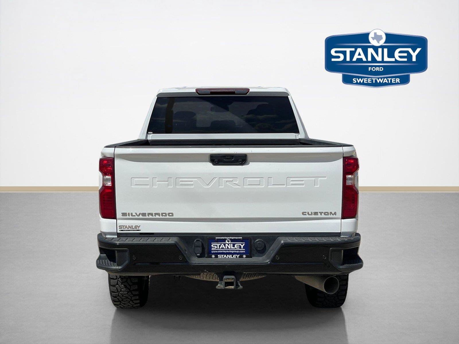 Used 2024 Chevrolet Silverado 2500 Custom w/ Custom Value Package AWD/4WD image 7