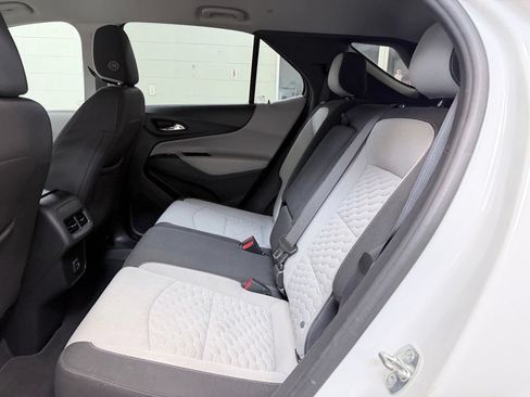 Used 2021 Chevrolet Equinox LS w/ LPO, Blackout Package FWD image 18
