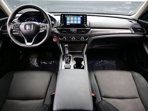 Used 2022 Honda Accord LX image 19