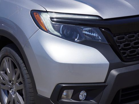 Used 2021 Honda Passport EX-L image 3