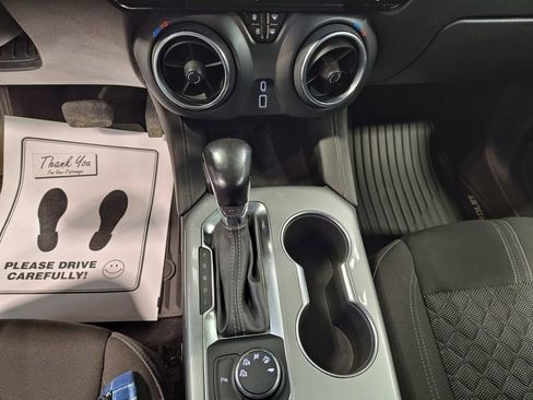 Used 2019 Chevrolet Blazer LT image 13