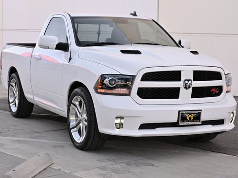 Used 2014 RAM 1500 Sport w/ Convenience Group RWD image 9