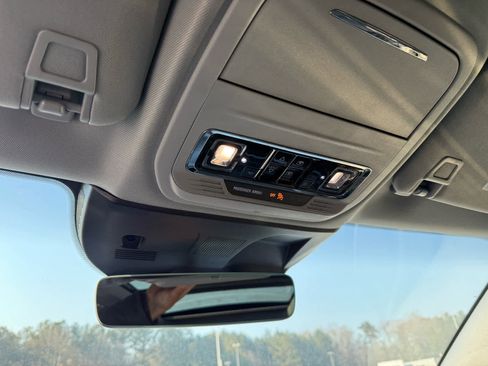 Used 2020 Lincoln Corsair Reserve w/ Equipment Group 202A image 25