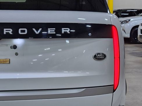 Used 2023 Land Rover Range Rover Long Wheelbase Autobiography AWD/4WD image 22
