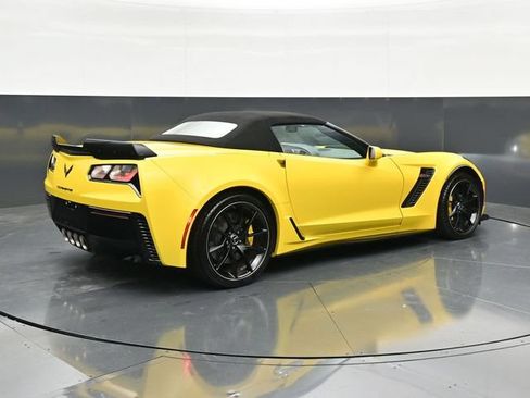 Used 2016 Chevrolet Corvette Z06 RWD image 2