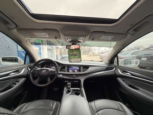 Used 2020 Buick Enclave Essence AWD/4WD image 33