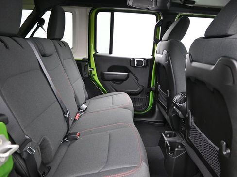 New 2025 Jeep Wrangler Rubicon w/ Technology Group image 17