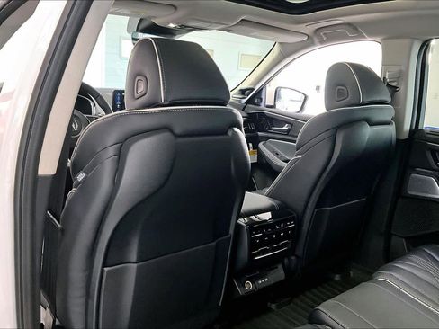 New 2026 Acura MDX SH-AWD w/ Advance Package image 12