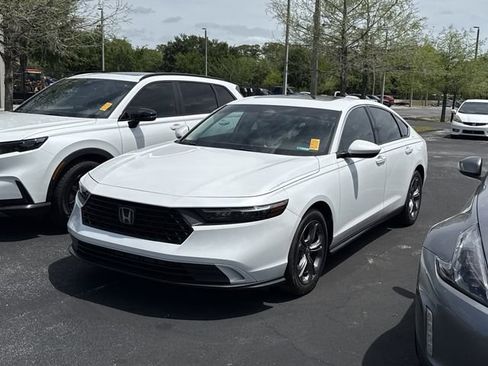 Used 2024 Honda Accord EX image 2