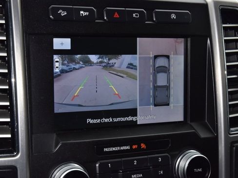 Used 2020 Ford F150 Platinum w/ Equipment Group 701A Luxury image 28