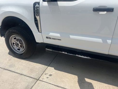 Used 2023 Ford F250 XL w/ FX4 Off-Road Package image 34