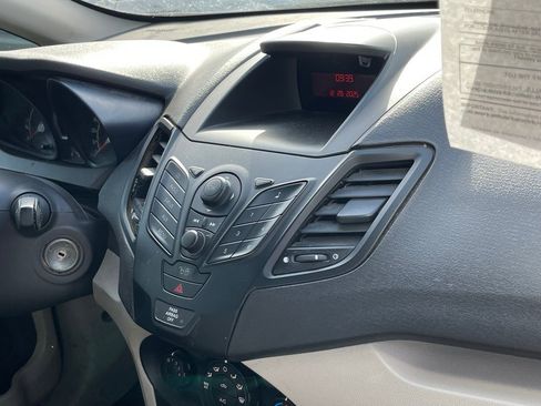 Used 2012 Ford Fiesta S image 3