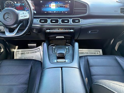 Used 2021 Mercedes-Benz GLS 580 4MATIC image 19