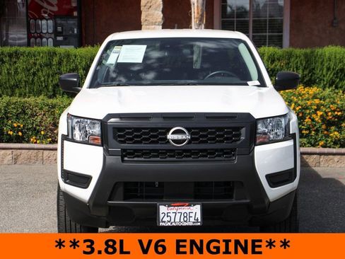 Used 2025 Nissan Frontier S w/ S Utility Package image 3