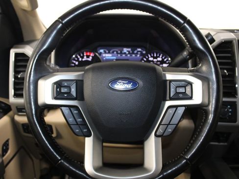 Used 2021 Ford F250 Lariat w/ Lariat Ultimate Package image 18