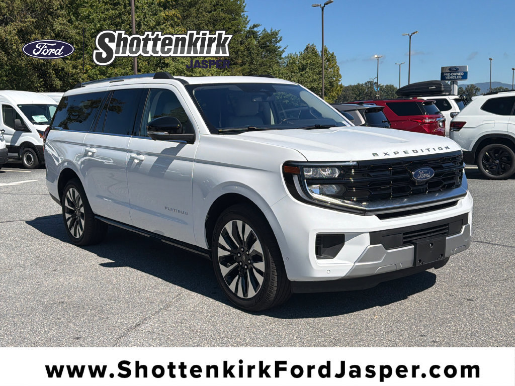 Used 2025 Ford Expedition Max Platinum w/ Driver's Package AWD/4WD image 1