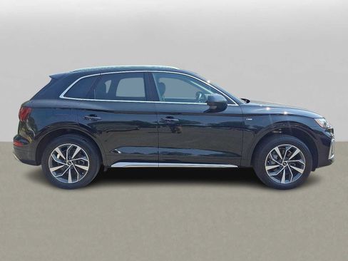 Used 2023 Audi Q5 2.0T Premium w/ Convenience Package AWD/4WD image 32