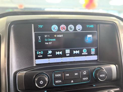 Used 2017 Chevrolet Silverado 1500 LTZ Z71 w/ LTZ Plus Package AWD/4WD image 33