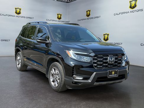 Used 2023 Honda Passport TrailSport image 7