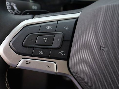 New 2026 Volkswagen Atlas SE image 21