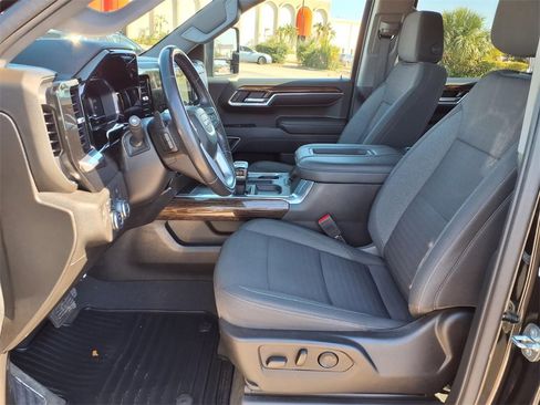 Used 2022 GMC Sierra 1500 Elevation w/ X31 Off-Road Package image 24