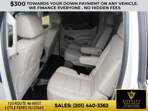Used 2015 GMC Yukon XL Denali w/ Premium Package image 18