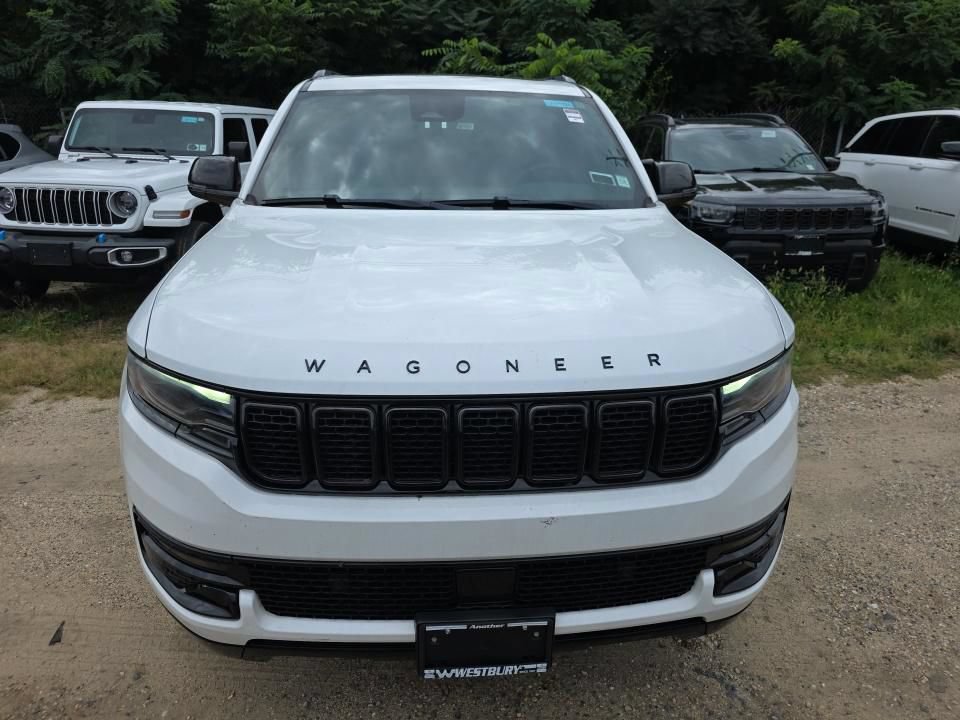 Used 2023 Jeep Wagoneer Series II AWD/4WD image 2