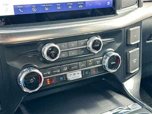 Used 2023 Ford F150 Lariat w/ Equipment Group 502A High image 14