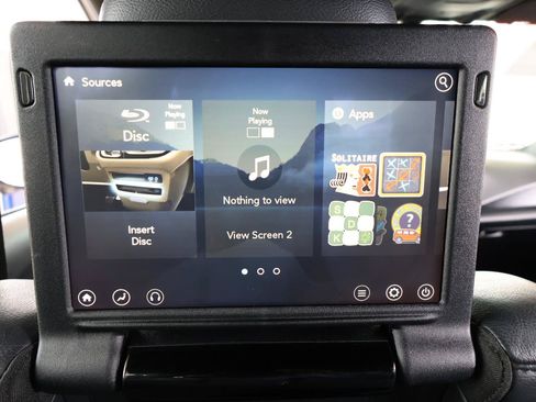 Used 2019 Chrysler Pacifica Touring-L Plus w/ Advanced Safetytec Group FWD image 44