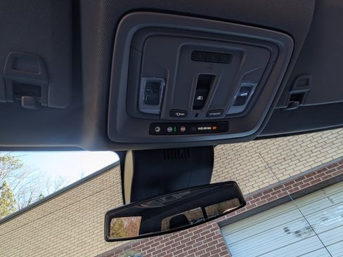 Used 2025 Chevrolet Silverado 1500 LT Trail Boss w/ Convenience Package II image 30