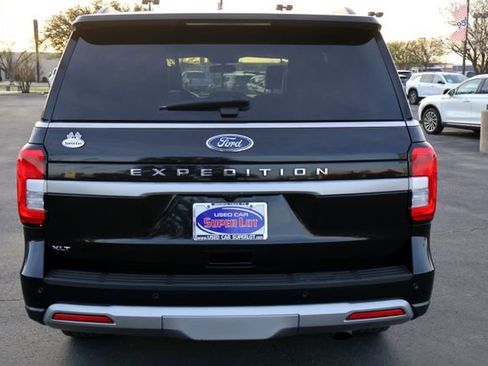 Certified 2023 Ford Expedition XLT image 15