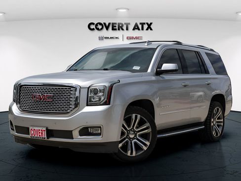 Used 2017 GMC Yukon Denali w/ Open Road Package AWD/4WD image 2