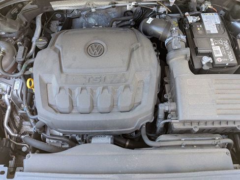 Used 2024 Volkswagen Tiguan SE w/ Panoramic Sunroof Package AWD/4WD image 36