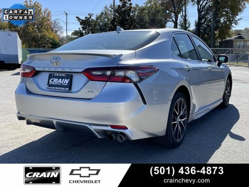 Used 2023 Toyota Camry SE image 7