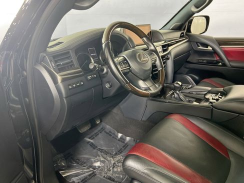 Used 2021 Lexus LX 570 4WD w/ Inspiration Series #2 image 9