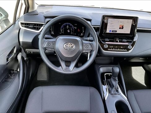 Used 2026 Toyota Corolla LE FWD image 6
