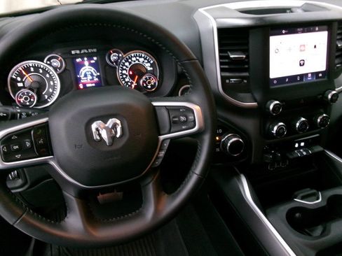 Used 2022 RAM 1500 Big Horn image 36
