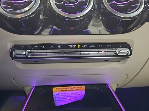 Certified 2025 Mercedes-Benz GLA 250 image 22