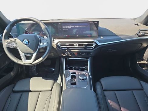 Used 2024 BMW 330i xDrive Sedan w/ Premium Package AWD/4WD image 10