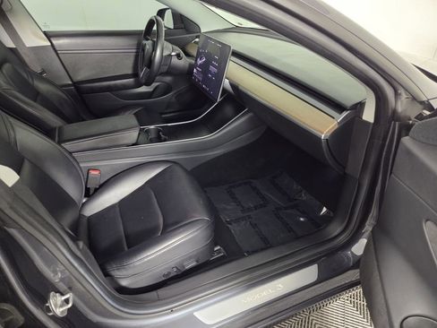 Used 2018 Tesla Model 3 Long Range image 27