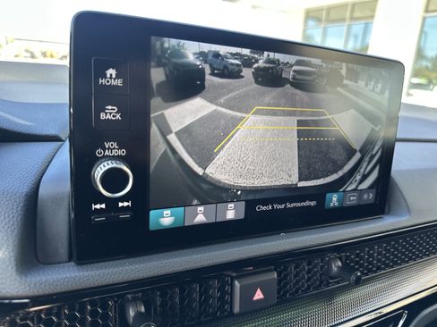 Used 2024 Honda CR-V Sport Touring image 18