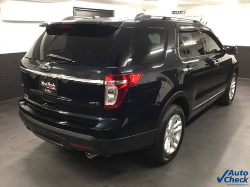 Used 2015 Ford Explorer XLT w/ Equipment Group 202A image 11