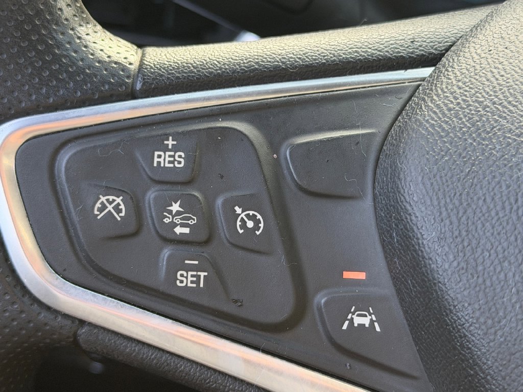 Used 2022 Chevrolet Equinox LS FWD image 31