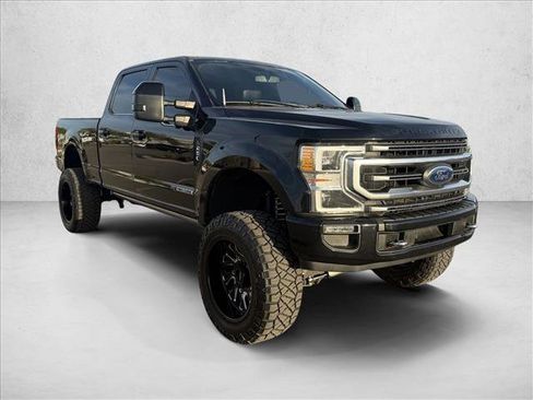 Used 2020 Ford F250 Platinum image 3