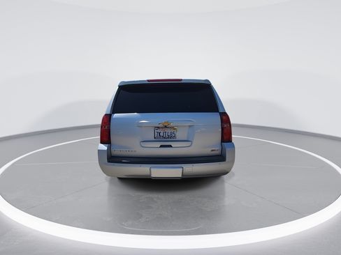 Used 2015 Chevrolet Suburban LT w/ Luxury Package AWD/4WD image 7