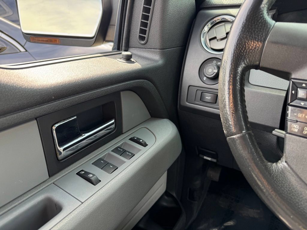 Used 2013 Ford F150 XLT w/ Luxury Equipment Group AWD/4WD image 30